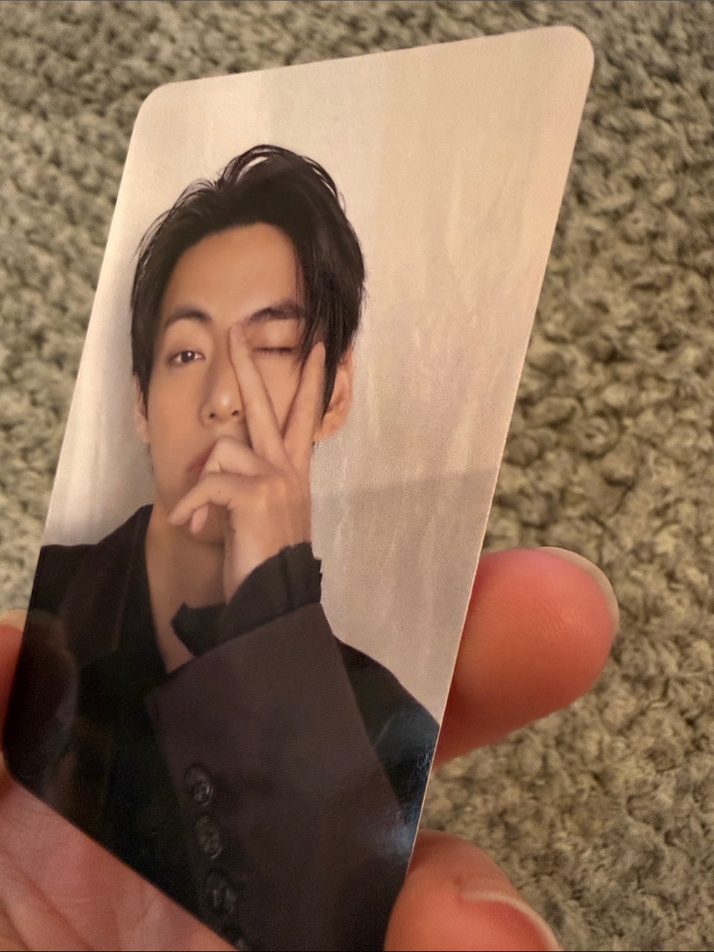 BTS V Goyang Photocard - Picture 4 of 6